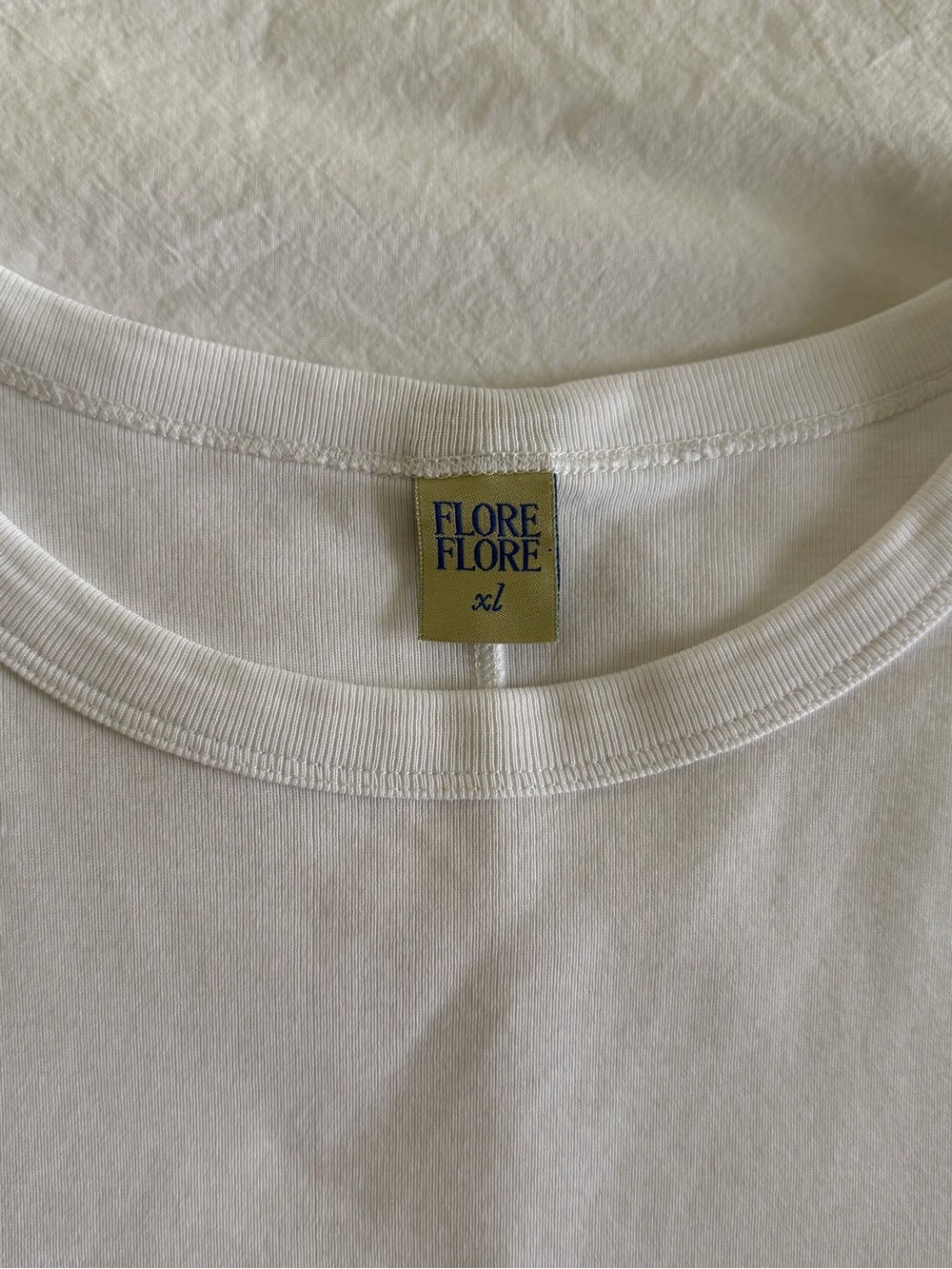 Flore Flore Car Baby Tee XL fits like S-M - Picture 3 of 9